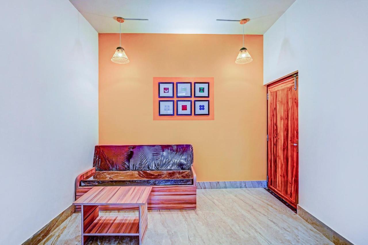Oyo 79233 Hotel Hive Stays Коччи Экстерьер фото